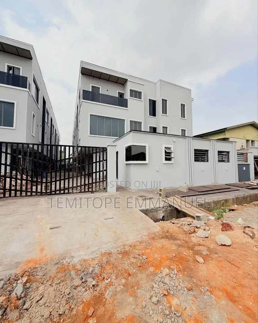 Furnished 4bdrm Duplex in Ogba Ikeja for sale