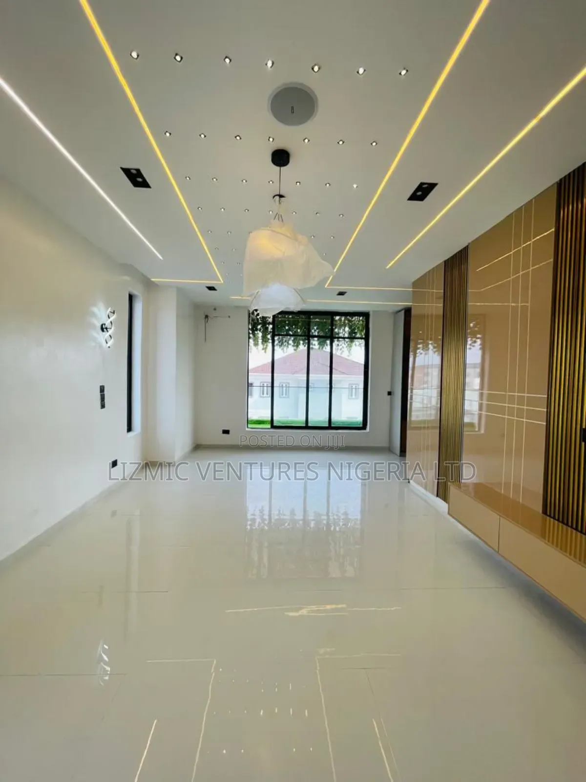Furnished 4bdrm Duplex in Palm City, Lekki Phase 1 for sale