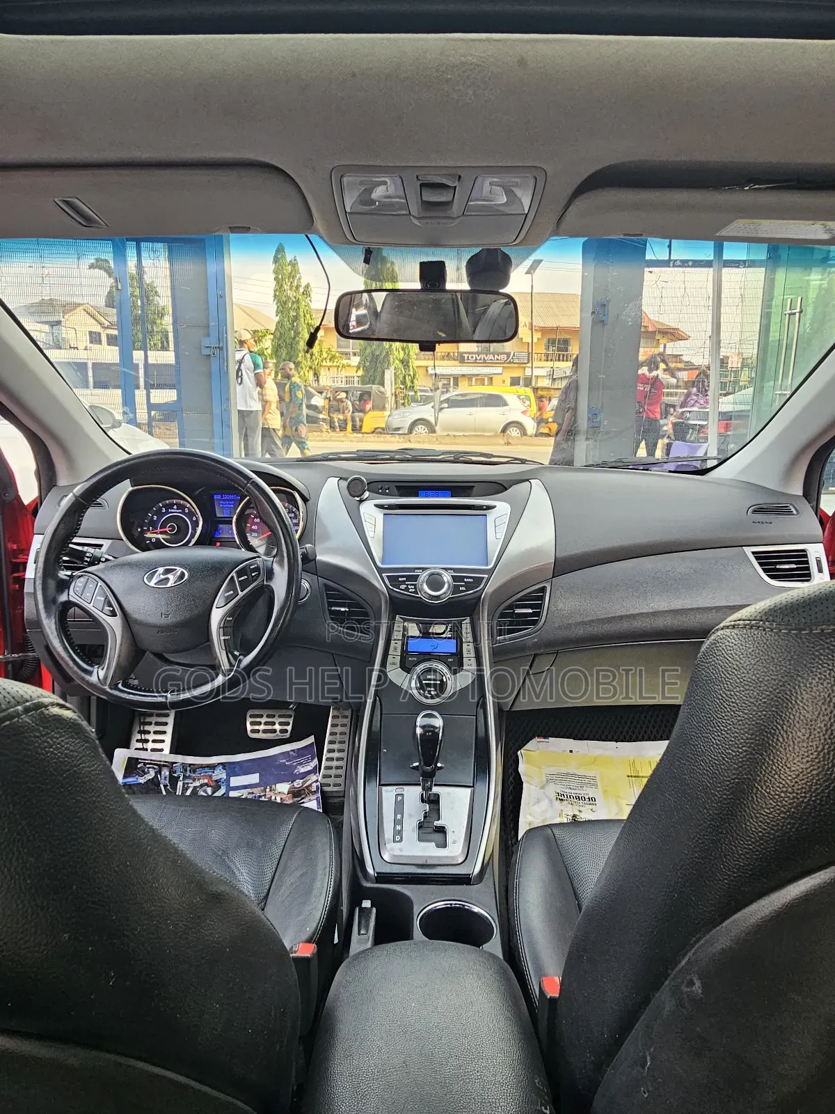 Hyundai Elantra 2015 Red