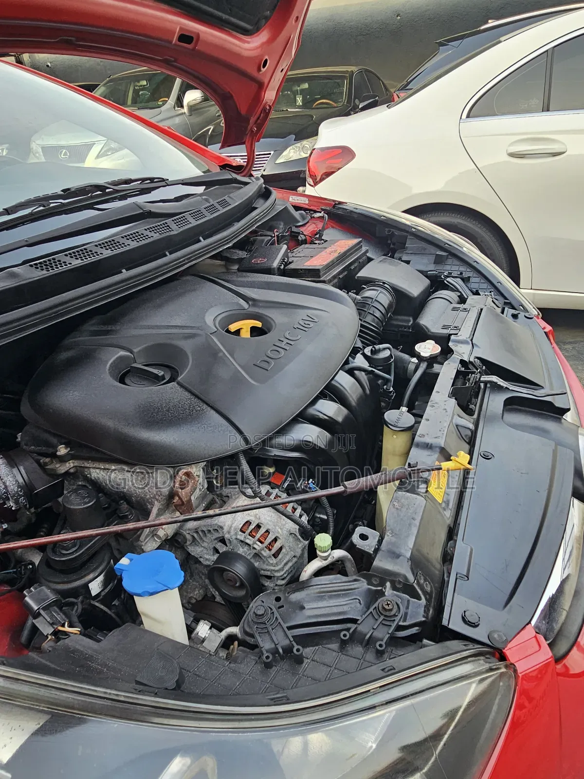Hyundai Elantra 2015 Red
