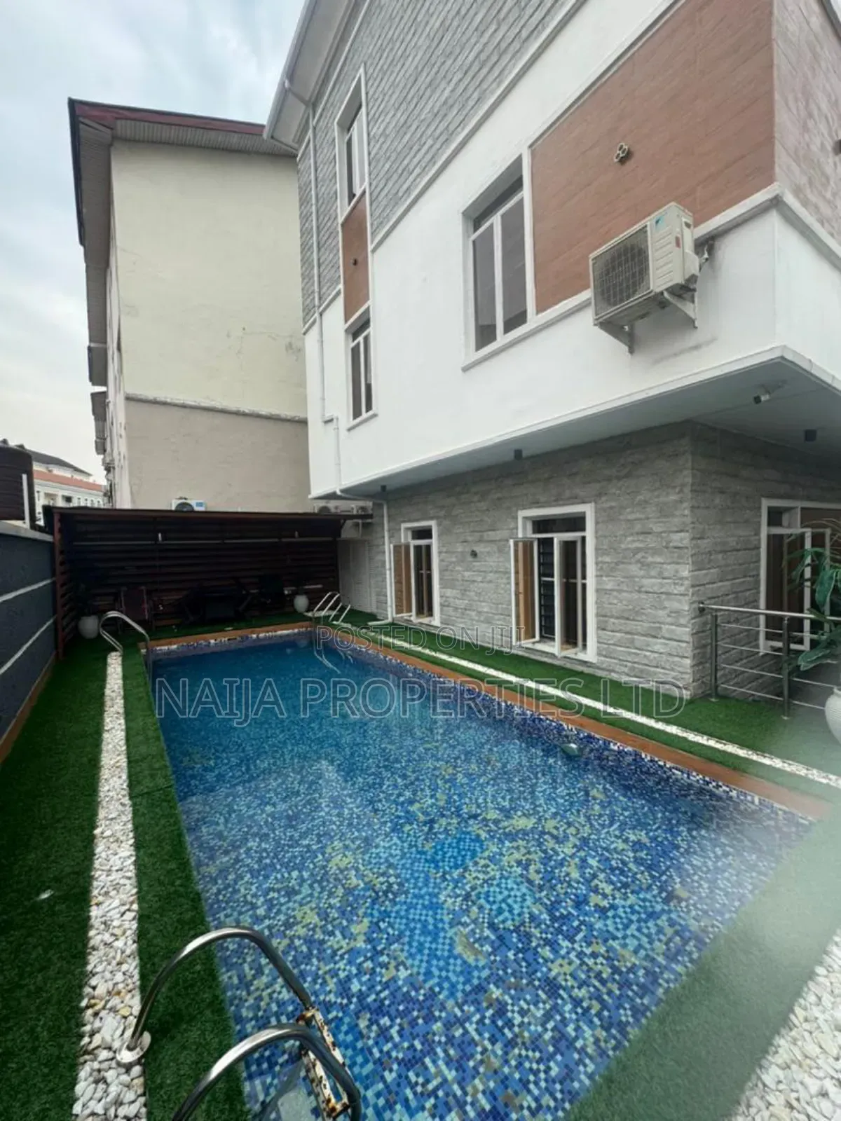 5bdrm Duplex in Parkview Estate, Ikoyi for rent