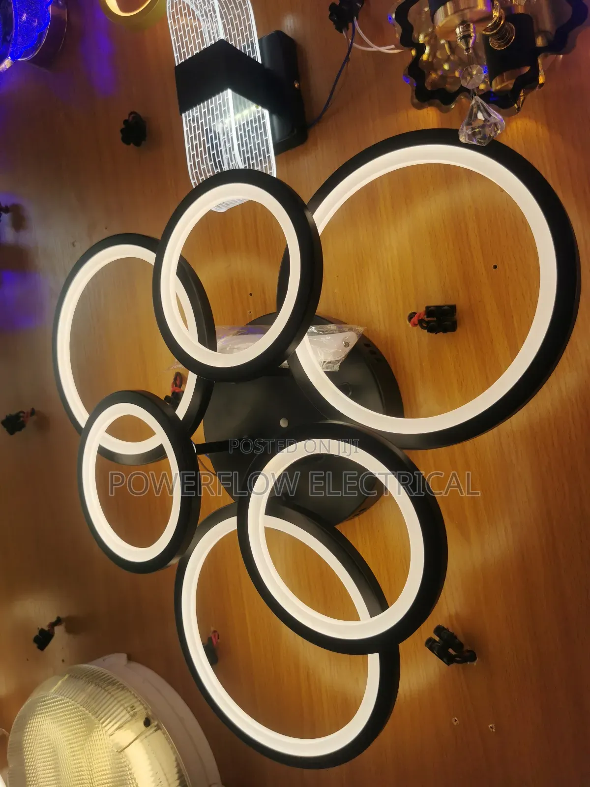 Ceiling Fitting