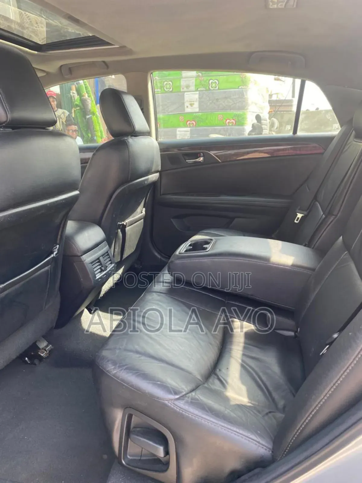 Toyota Avalon 2011 Gold