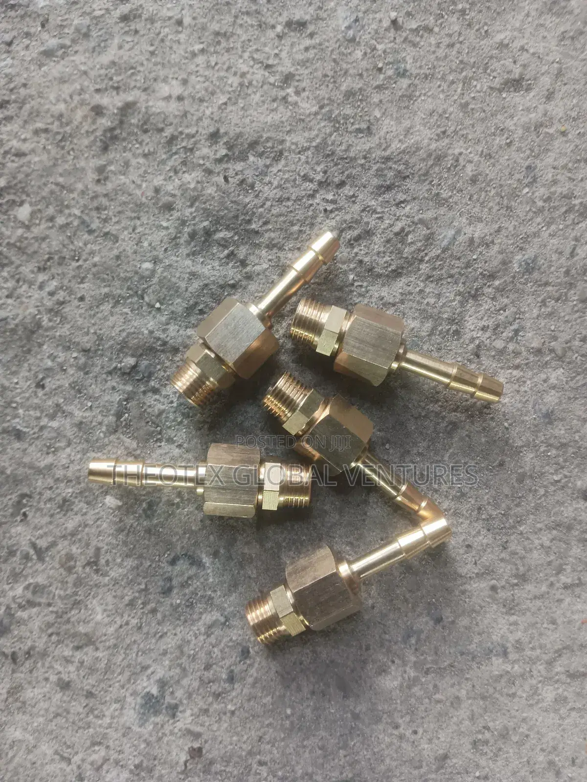 1/4" End to Screw With Nipple (Deadman Nipple)