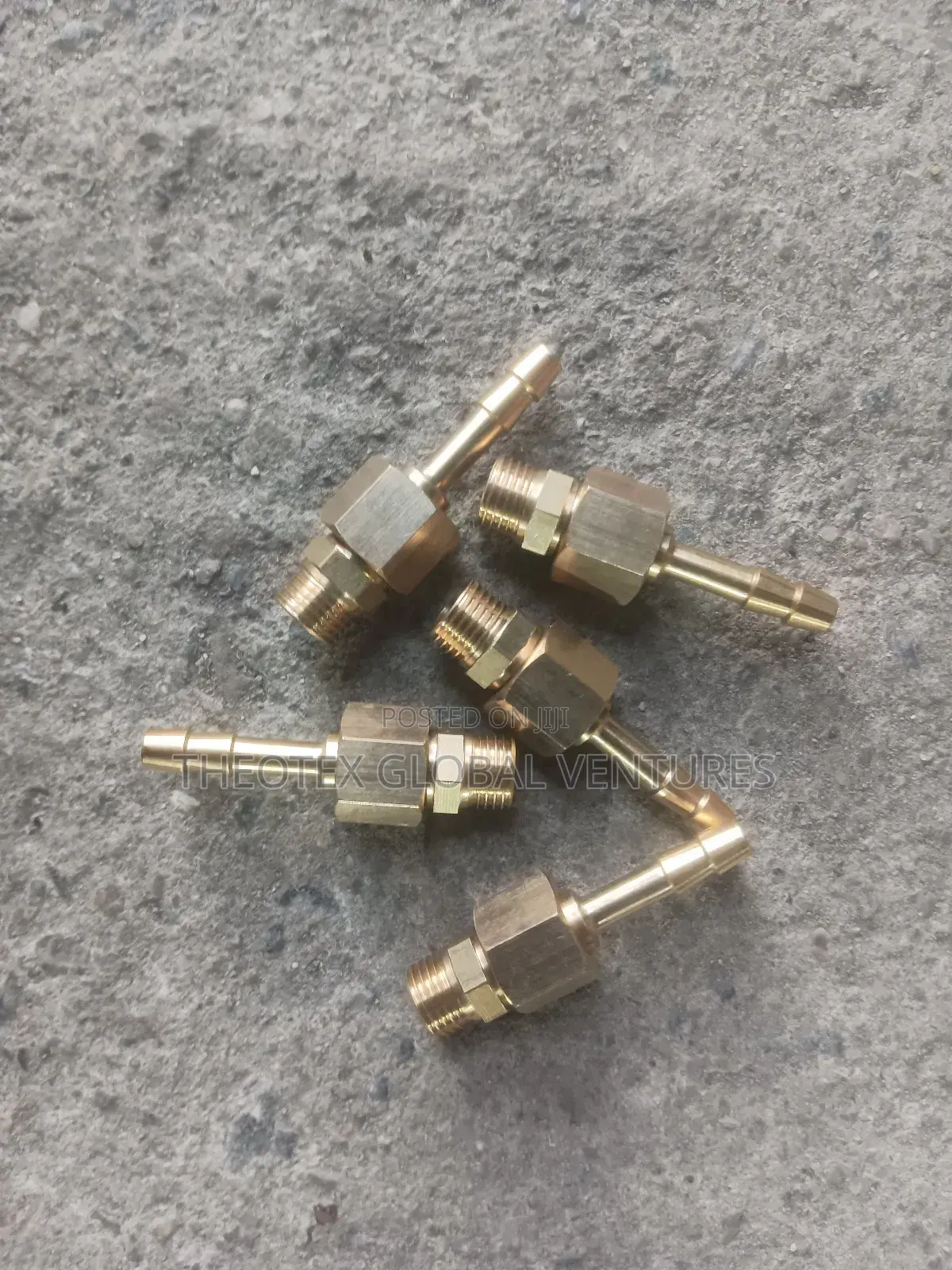 1/4" End to Screw With Nipple (Deadman Nipple)
