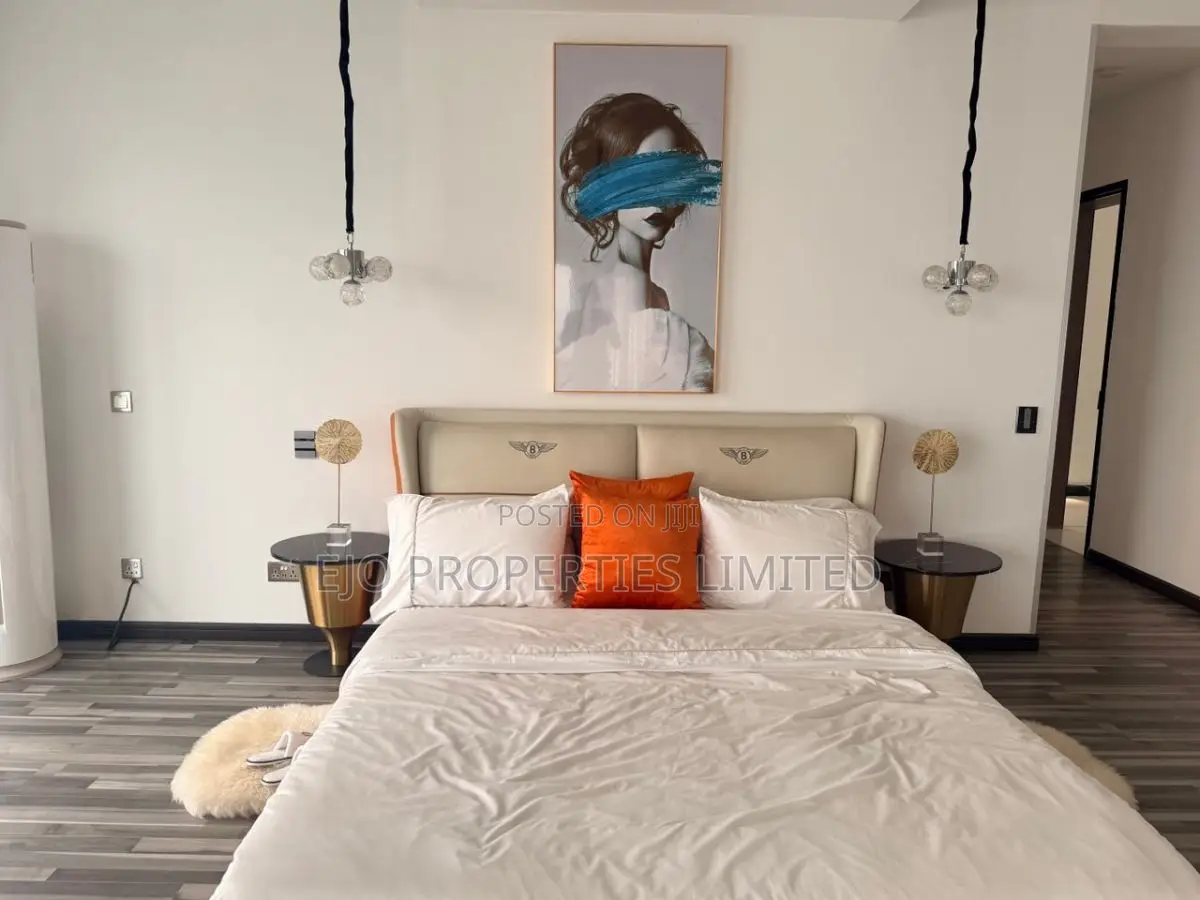 Furnished 5bdrm Mansion in Banana Island for sale
