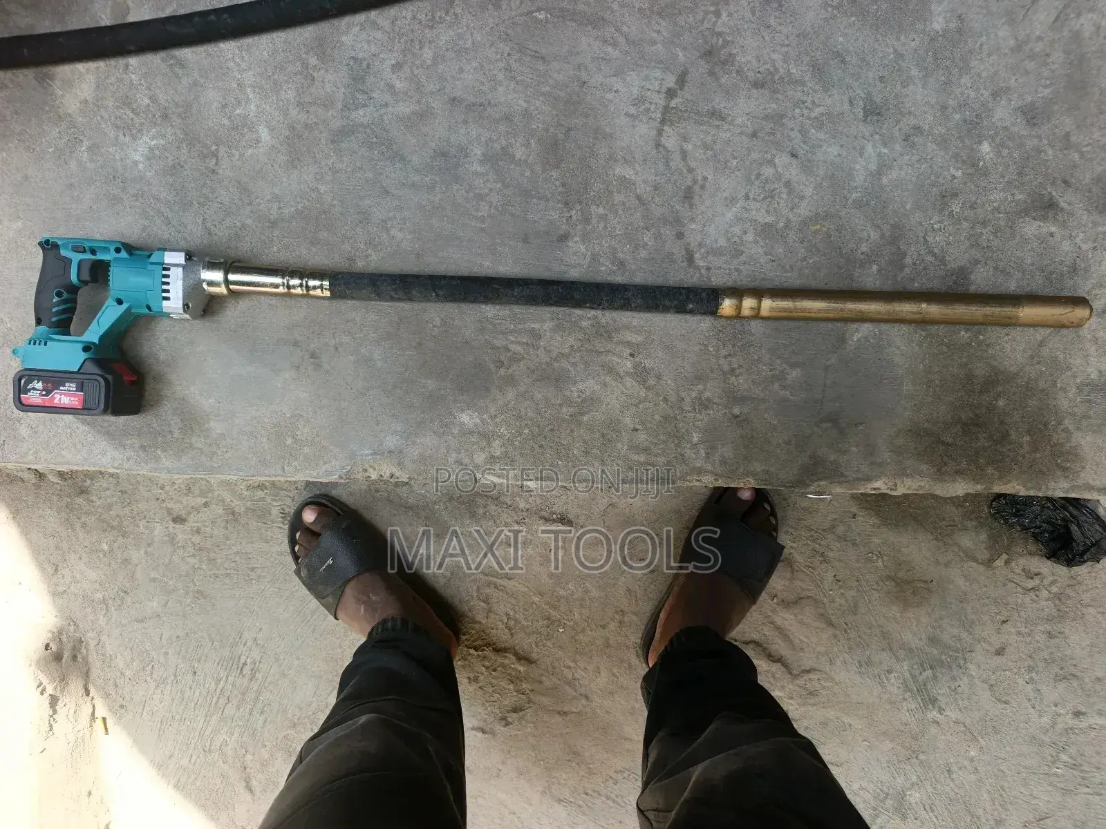 Cordless Concrete Vibrator 1 Meter 21v