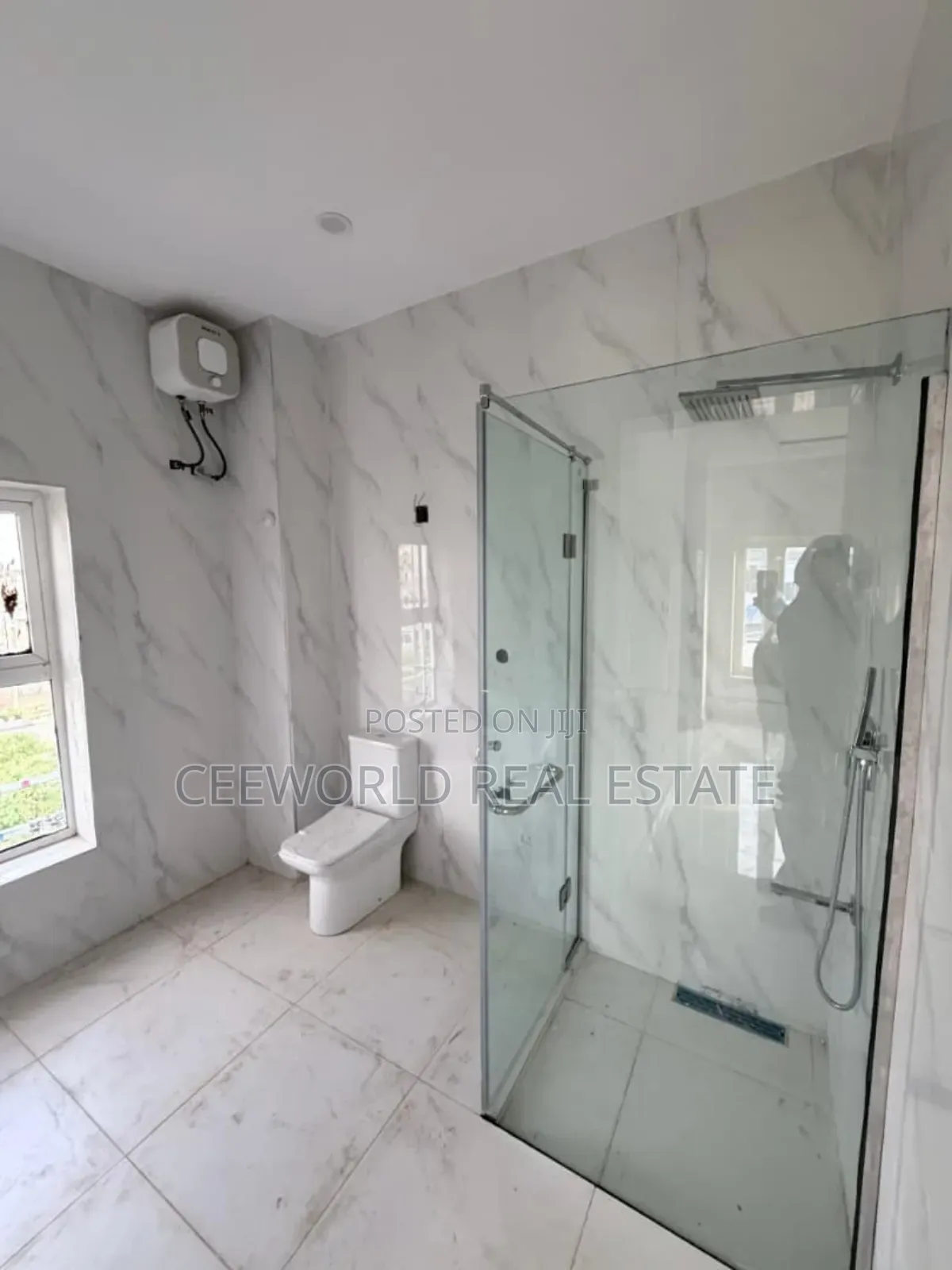 5bdrm Duplex in Kolapo Ishola Gra, Akobo for sale