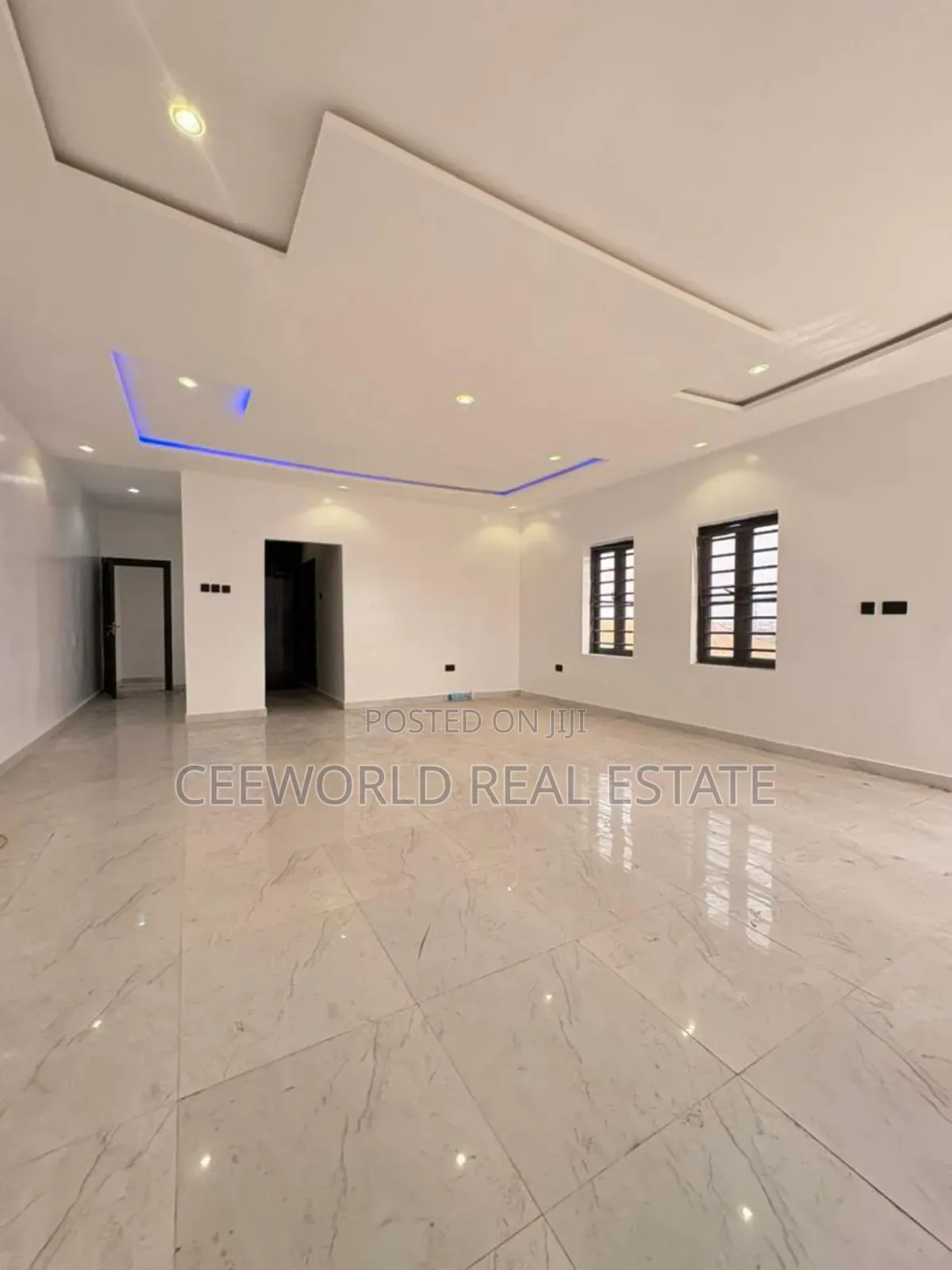 Furnished 5bdrm Duplex in Oluyole Estate for sale