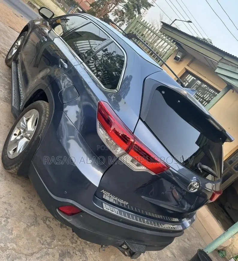 Toyota Highlander Limited 4dr SUV (3.5L 6cyl 6A) 2014 Blue