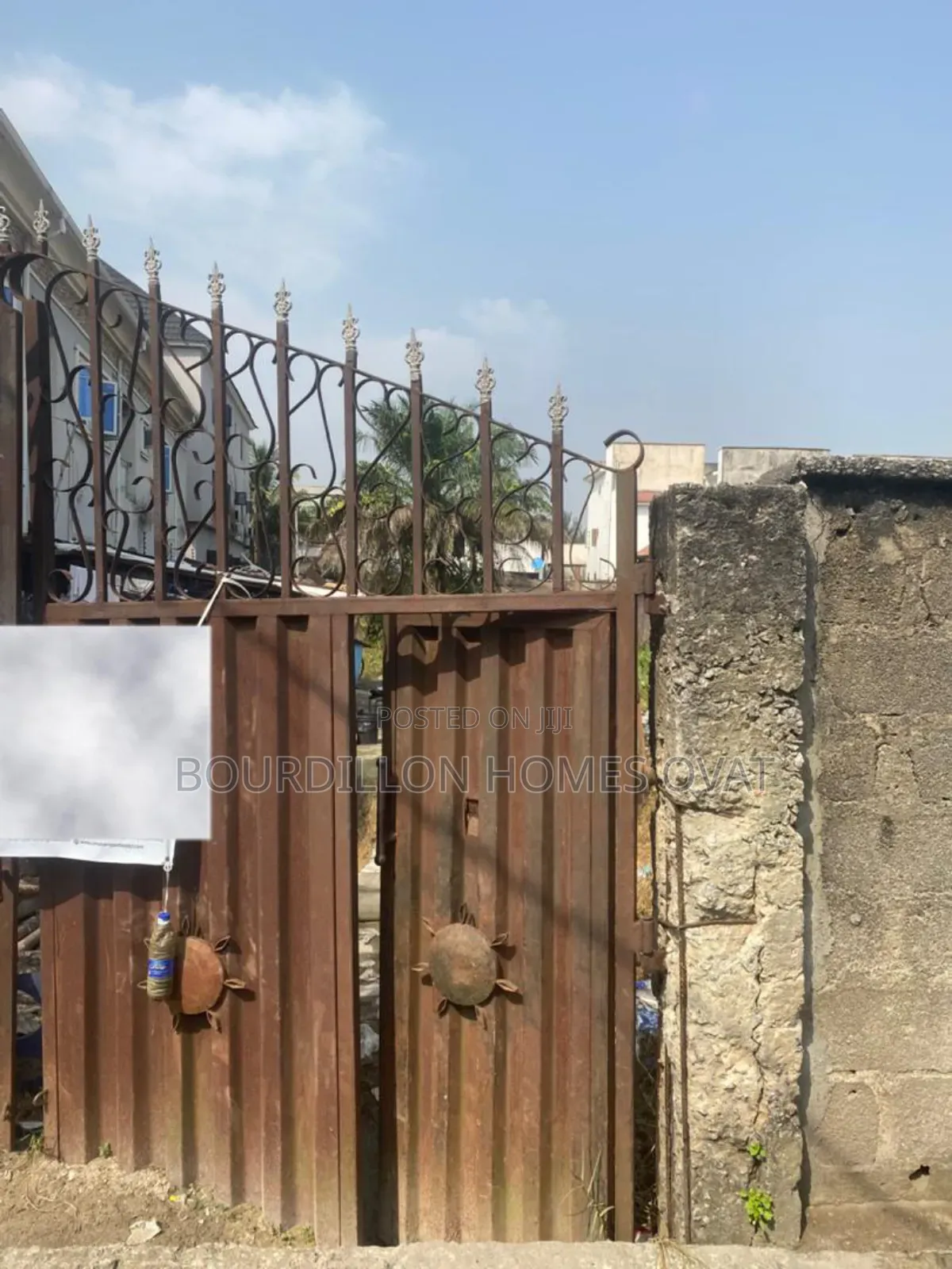 1000 SQM Land