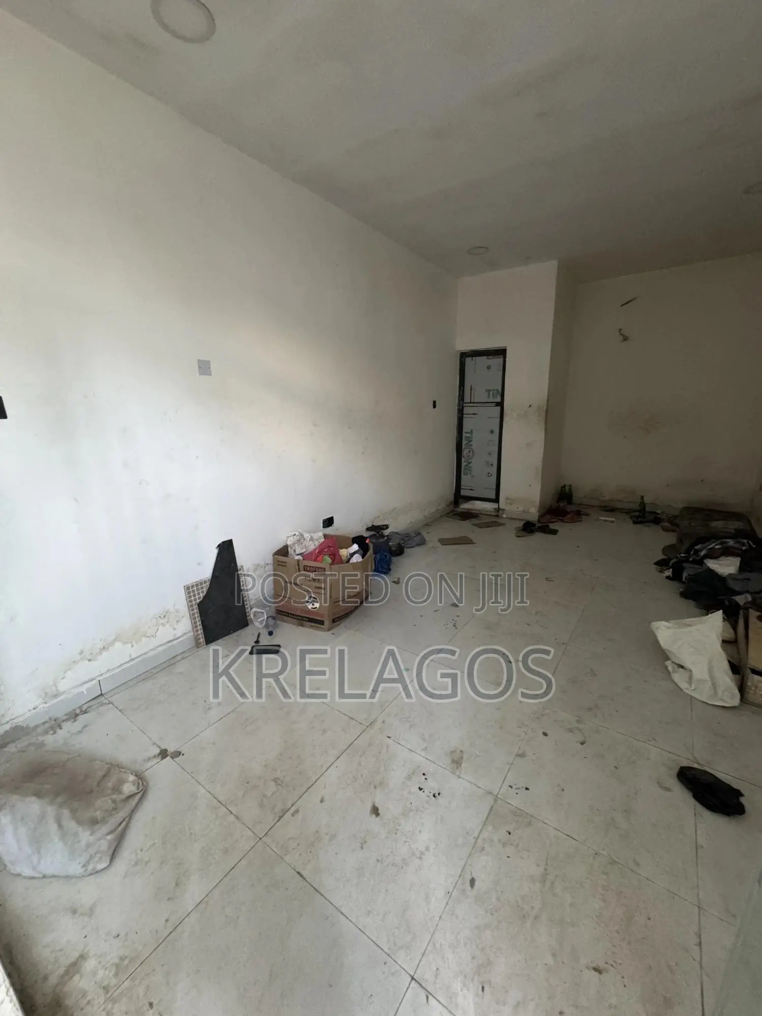 Shop Space for Sale in Ajah