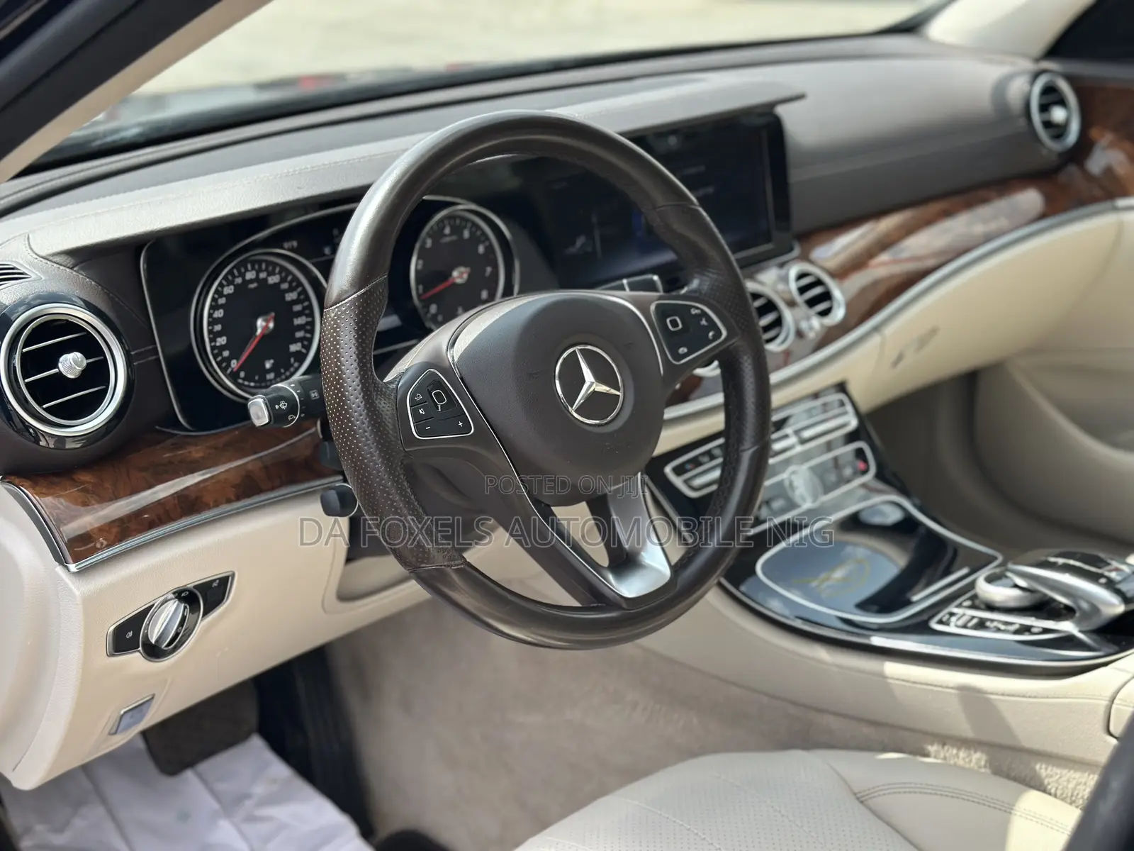 Mercedes-Benz E300 2018 Blue