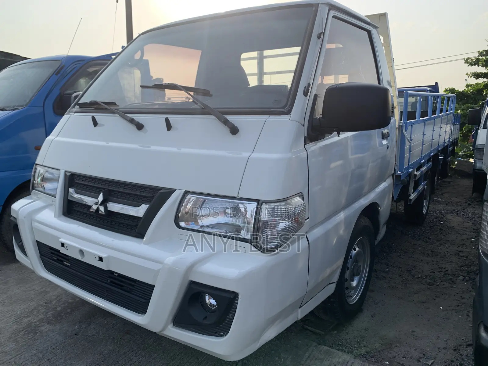 Mitsubishi Delica