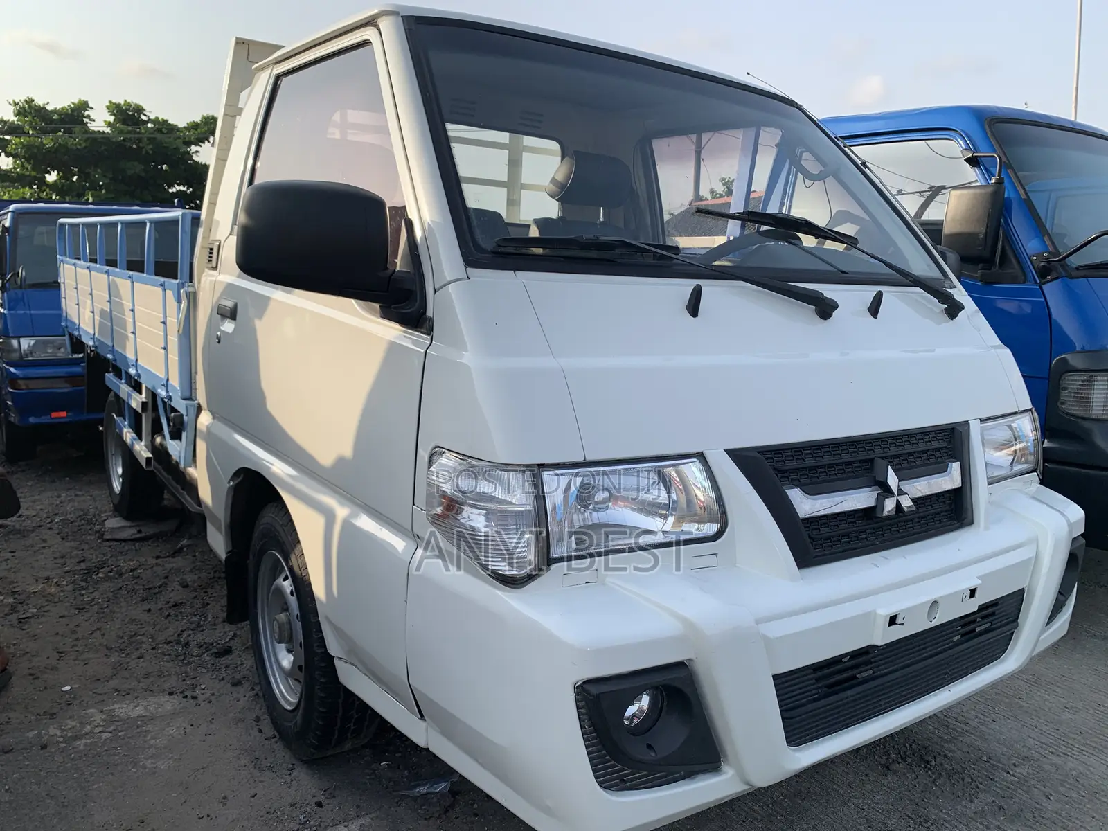 Mitsubishi Delica