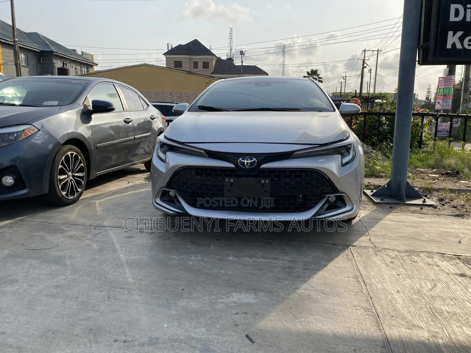 Toyota Corolla Hybrid 2024 Silver