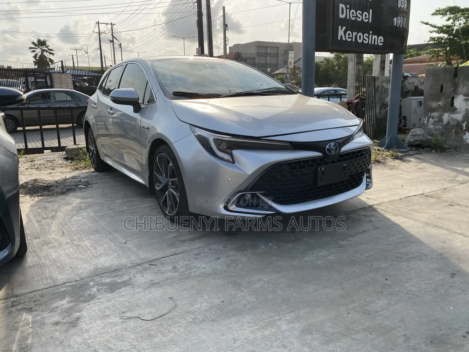 Toyota Corolla Hybrid 2024 Silver