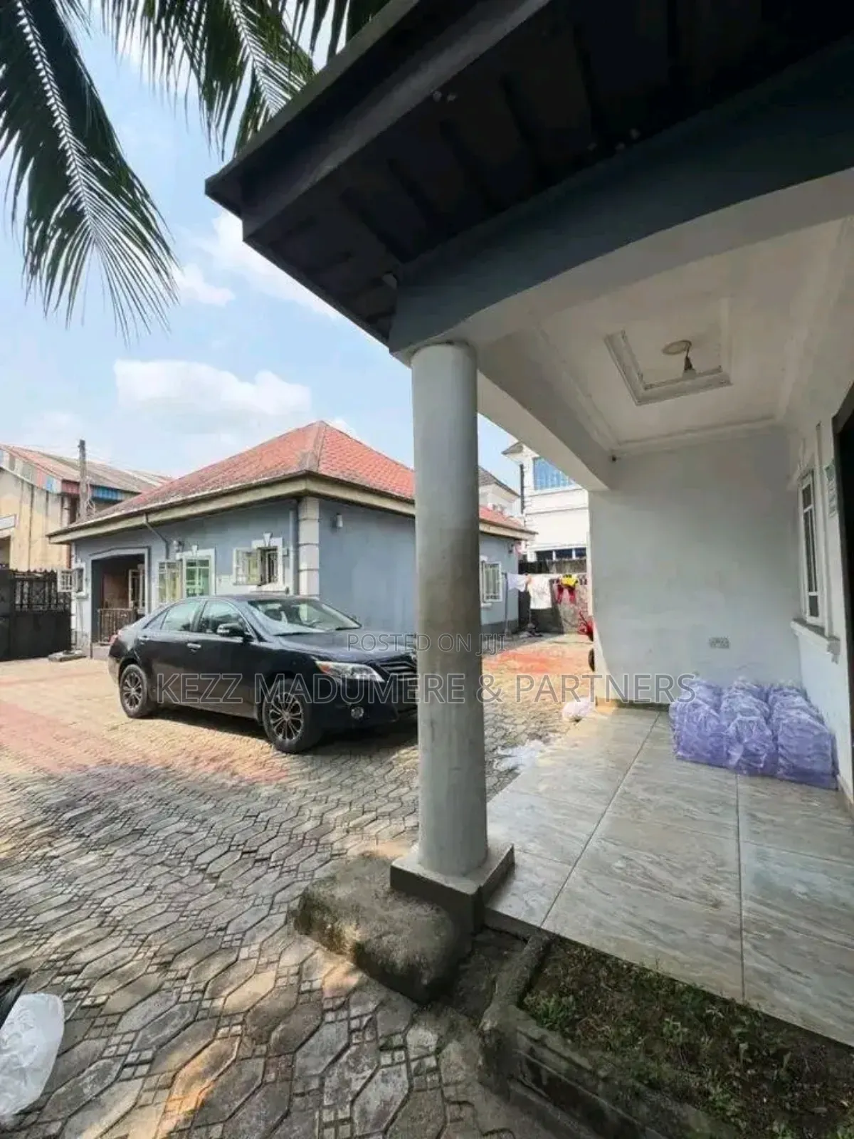 6bdrm Bungalow in Rumuaghulu / Sars, Rumuahalu for sale