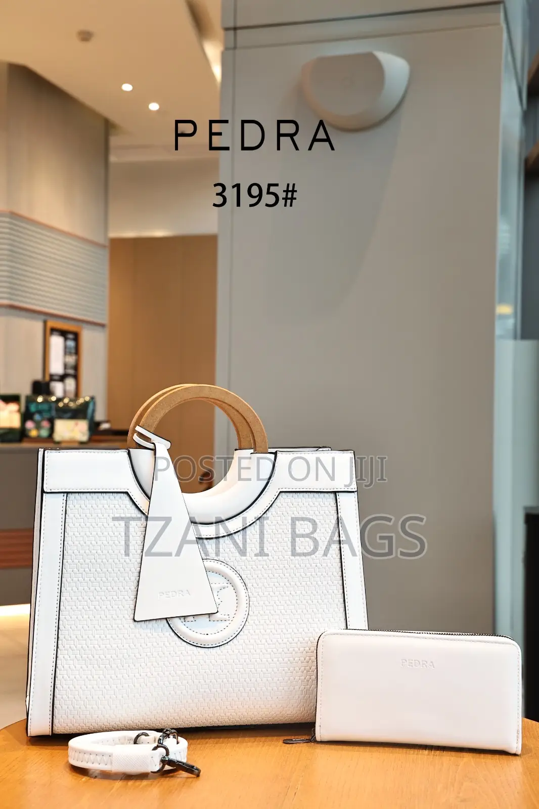 Pedra Wooden-Handle Handbag