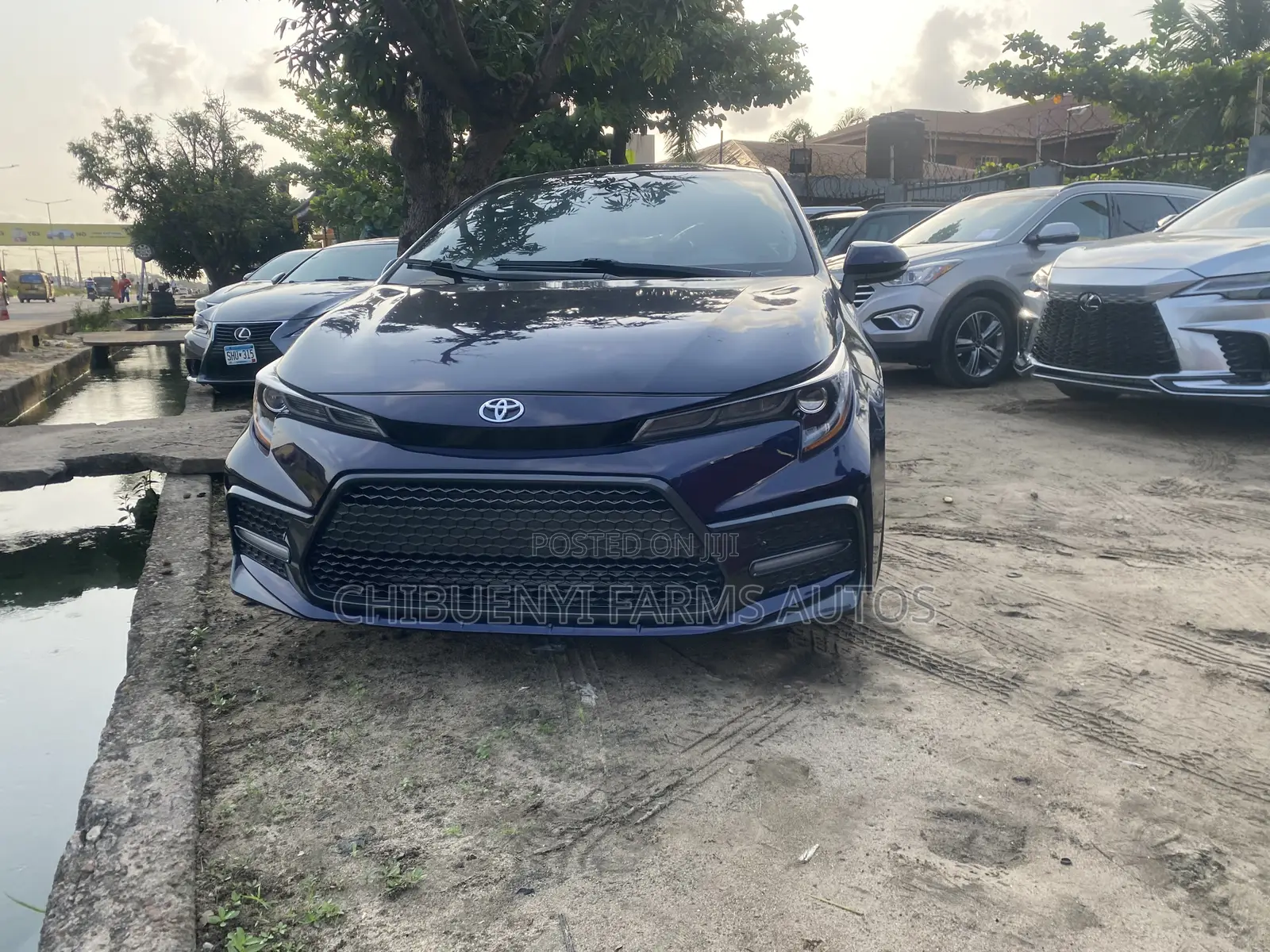 Toyota Corolla XSE 2020 Blue
