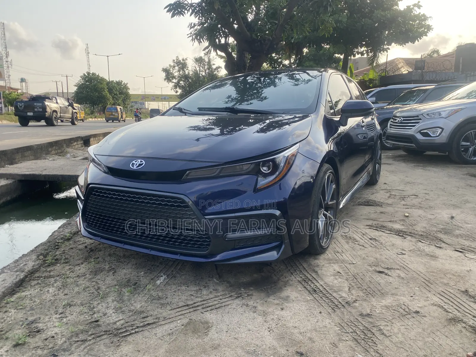 Toyota Corolla XSE 2020 Blue
