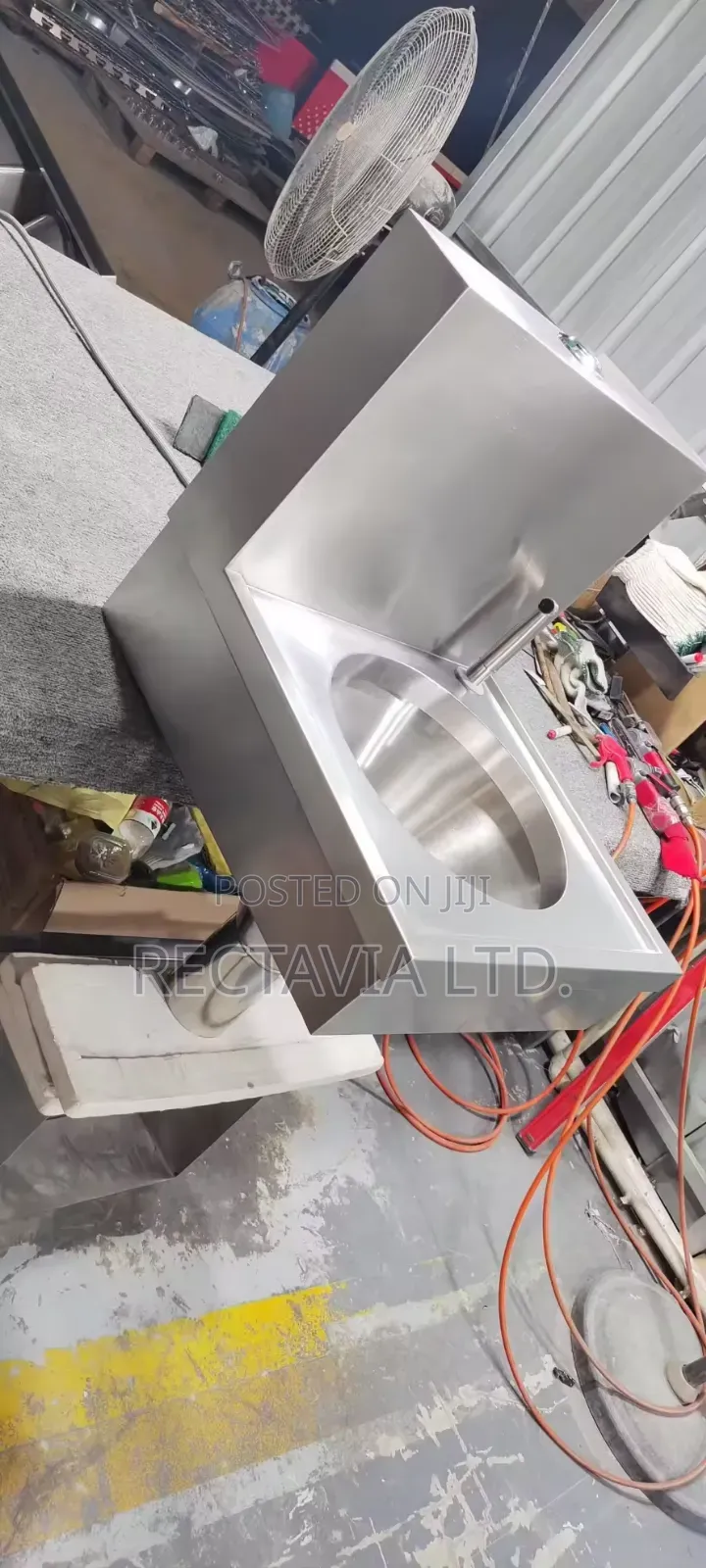 Sluice Sink (Slop Hopper) Surgical