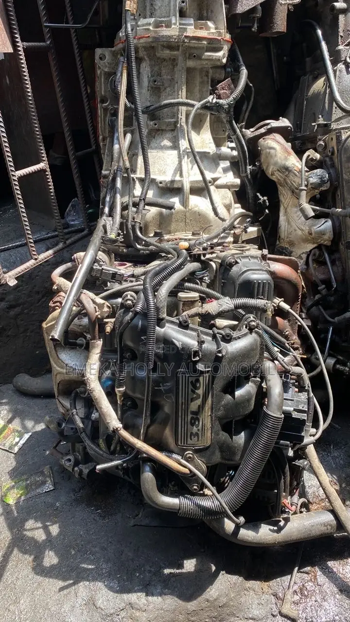 Jeep Wrangler Complete Engine And Transmission Gear Box 3.8 Liter V6.