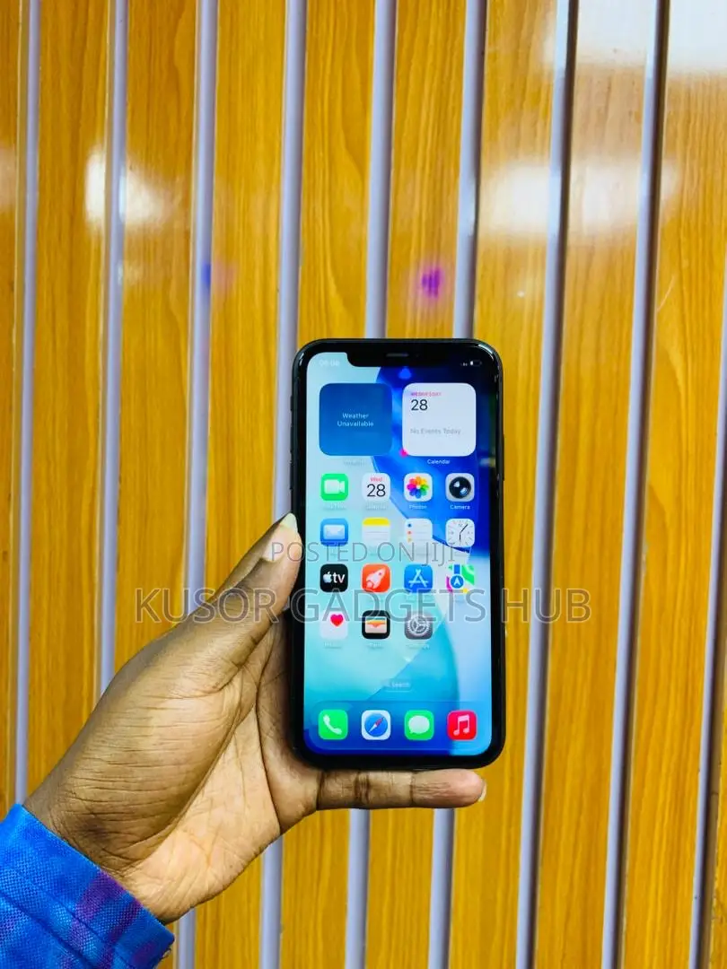 Apple iPhone 11 64 GB Black