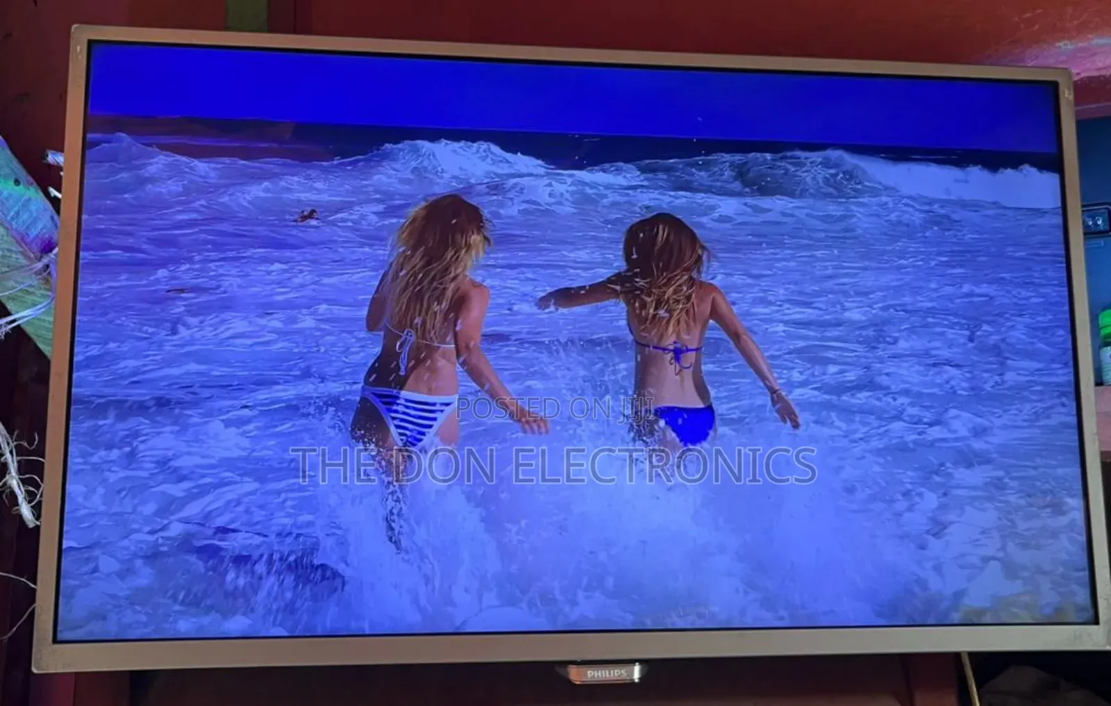 32 Inch Full Smart Philip Tv With Ambient Light and Free Netflix