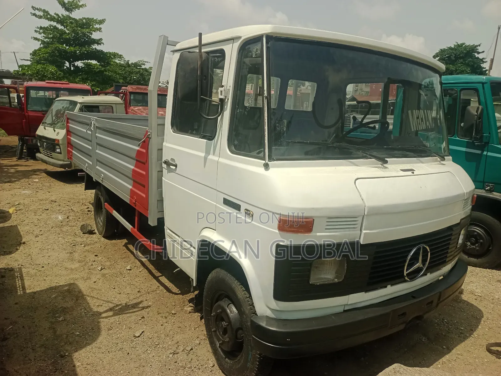 608d Pickup Truck (Foreign Used)