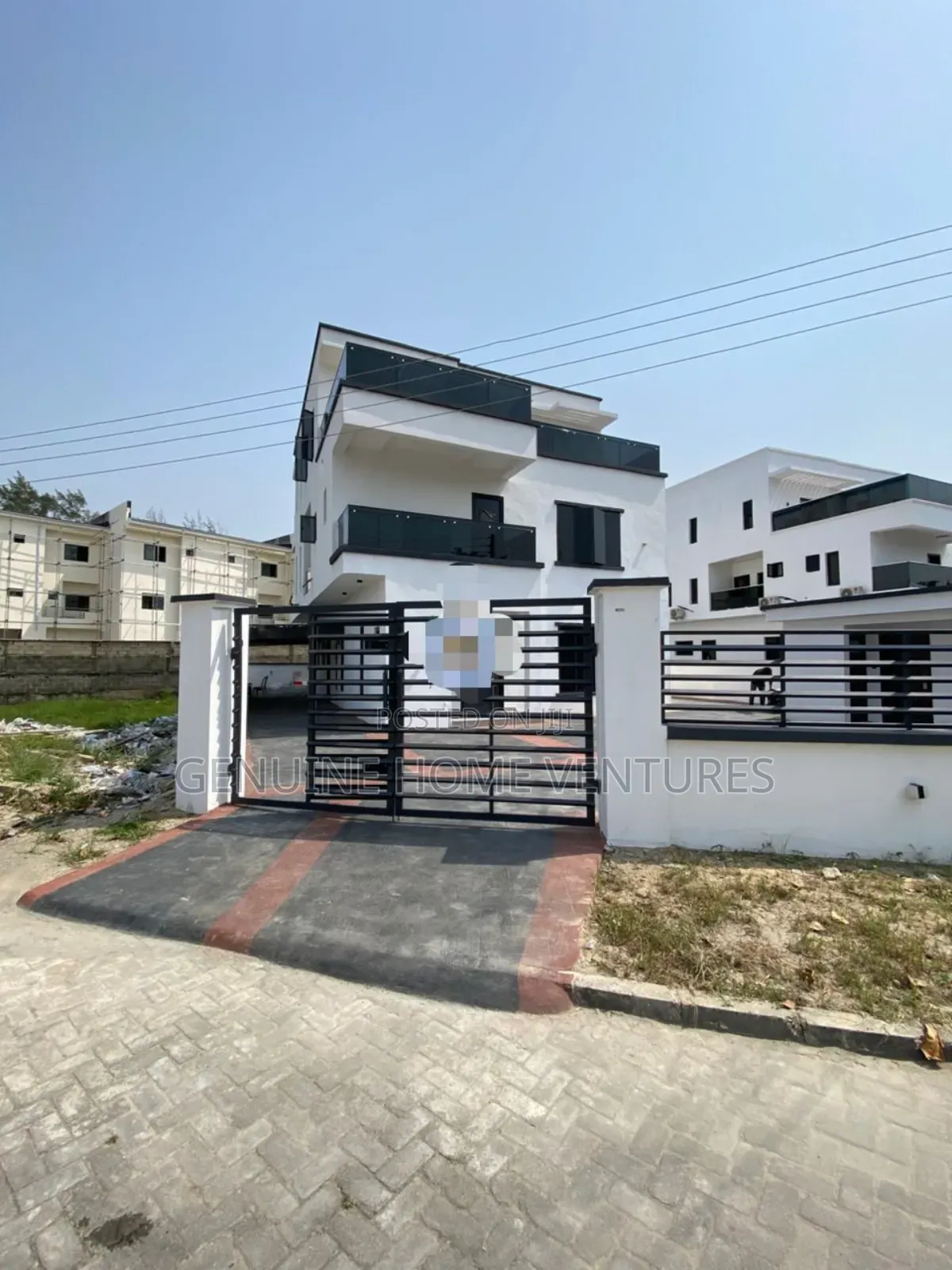 4bdrm Duplex in Osapa London for sale