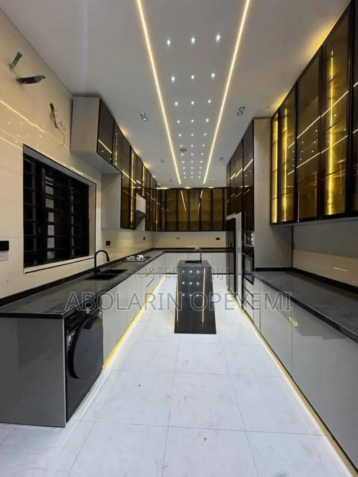 Furnished 5bdrm Duplex in Ajah for sale