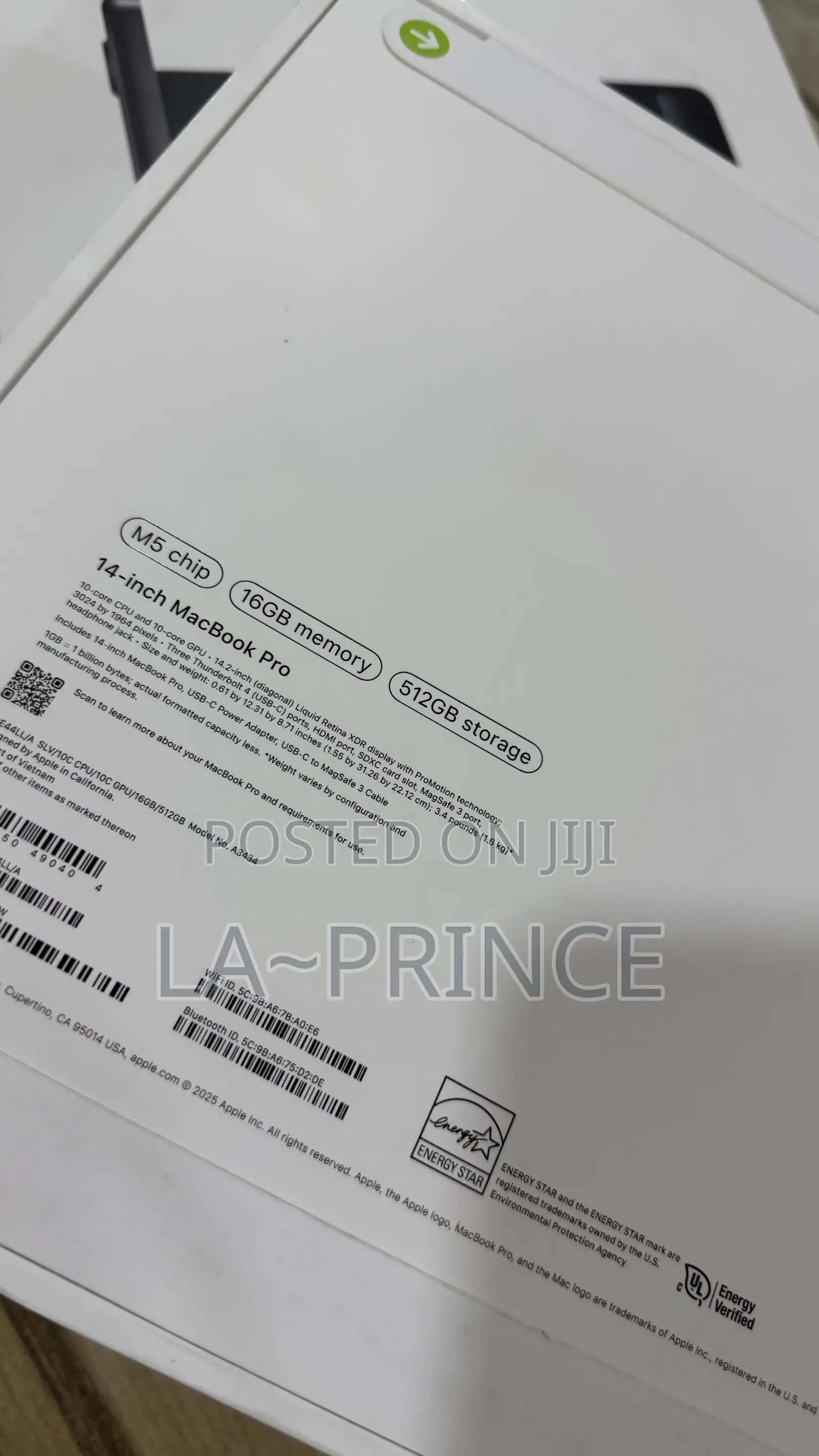 New Laptop Apple Macbook Pro 2025 M5 14-Inch 24GB Apple M5 SSD 1T