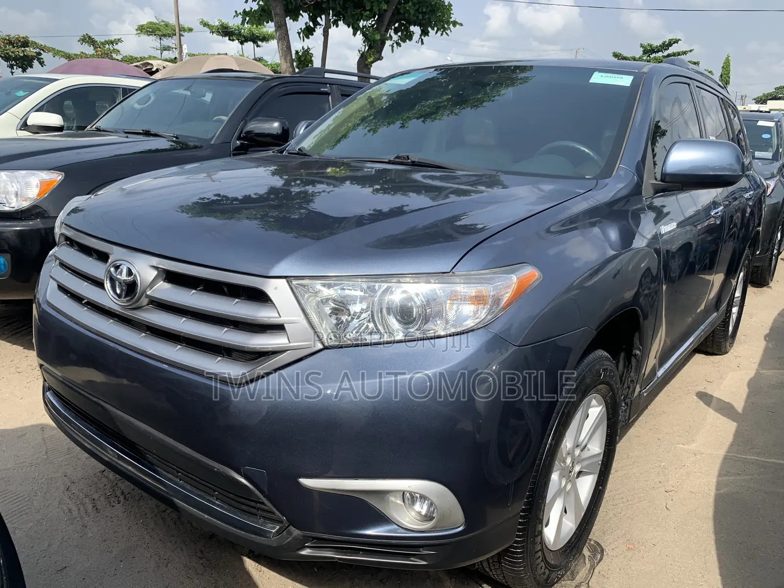Toyota Highlander Limited 3.5l 4WD 2013 Blue