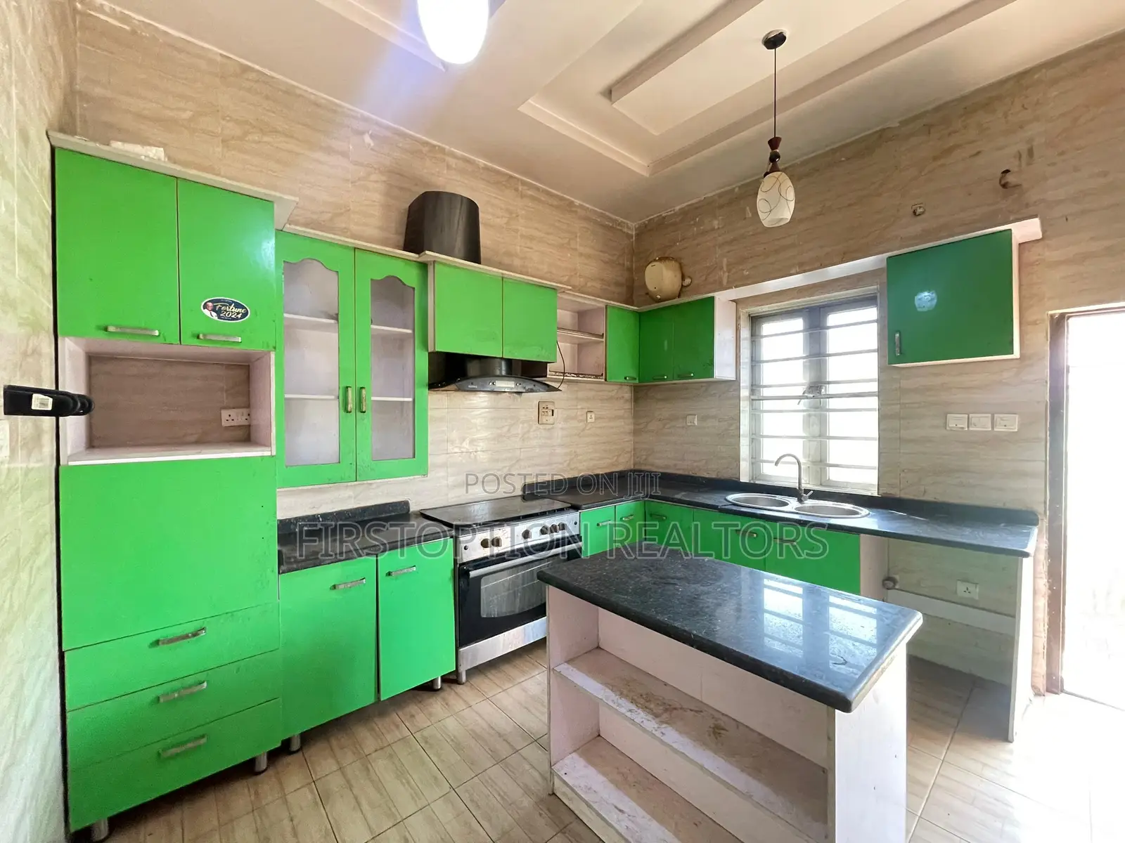 4bdrm Duplex in Sangotedo for rent