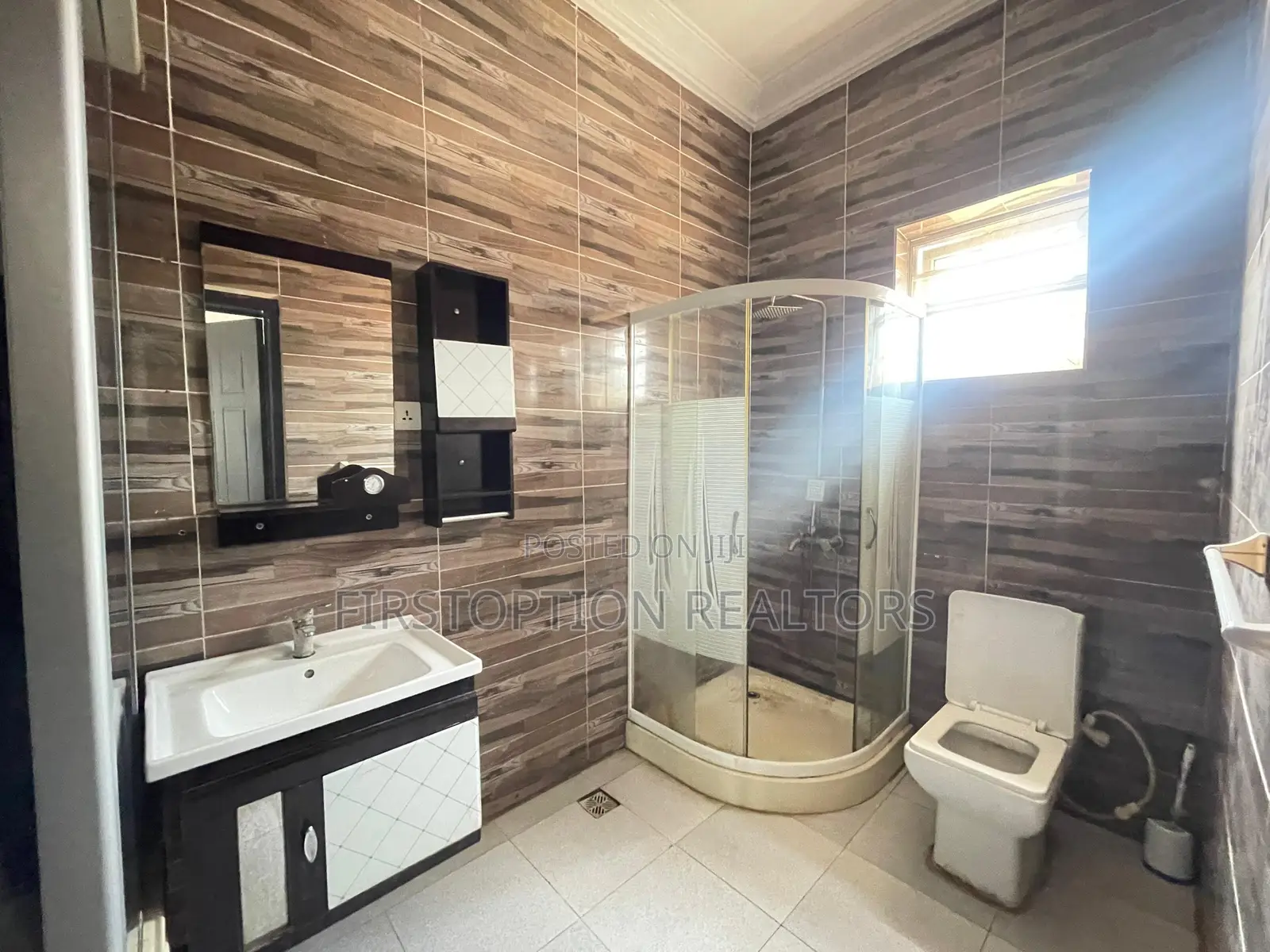 4bdrm Duplex in Sangotedo for rent