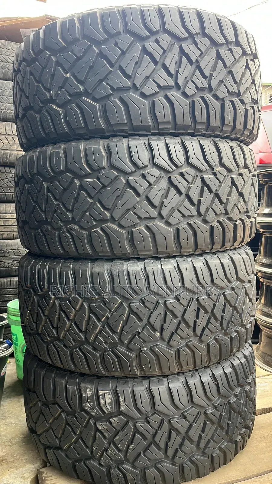 33x12.50r22 Offroad Tire With Current Date.