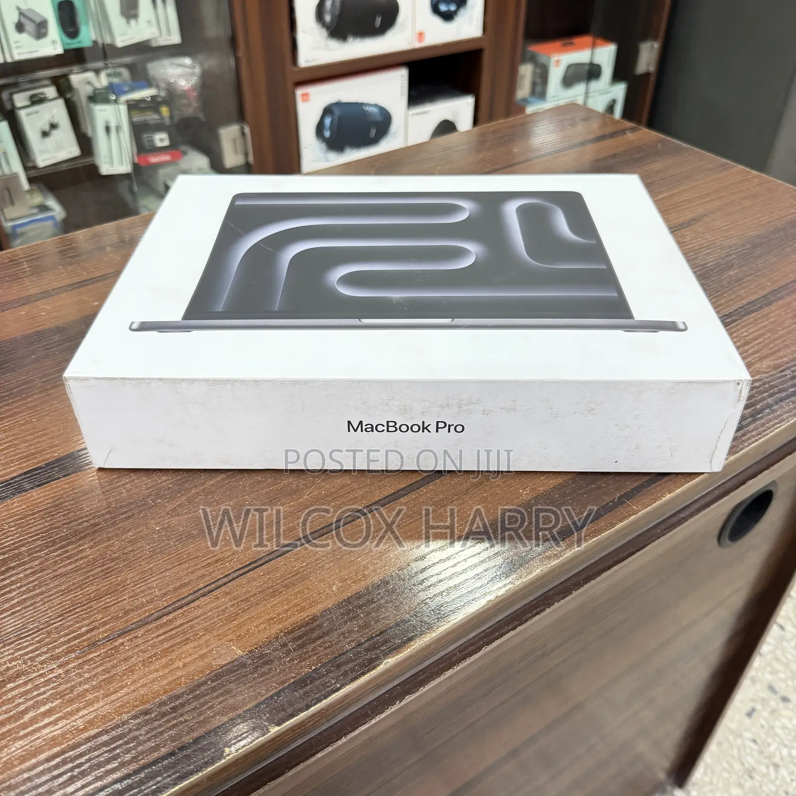 14inch Macbook Pro M5 16gb Ram 512gb SSD 2025 Model
