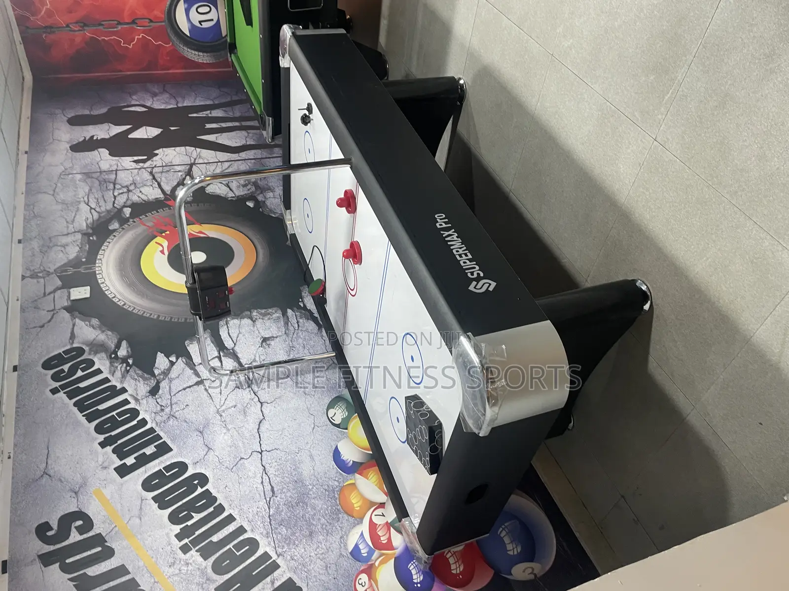 Supermax Pro Coin Machine With Electronic Scorer