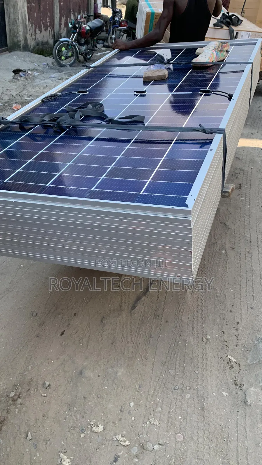 650watts Jinko Bi-Fecial Panels