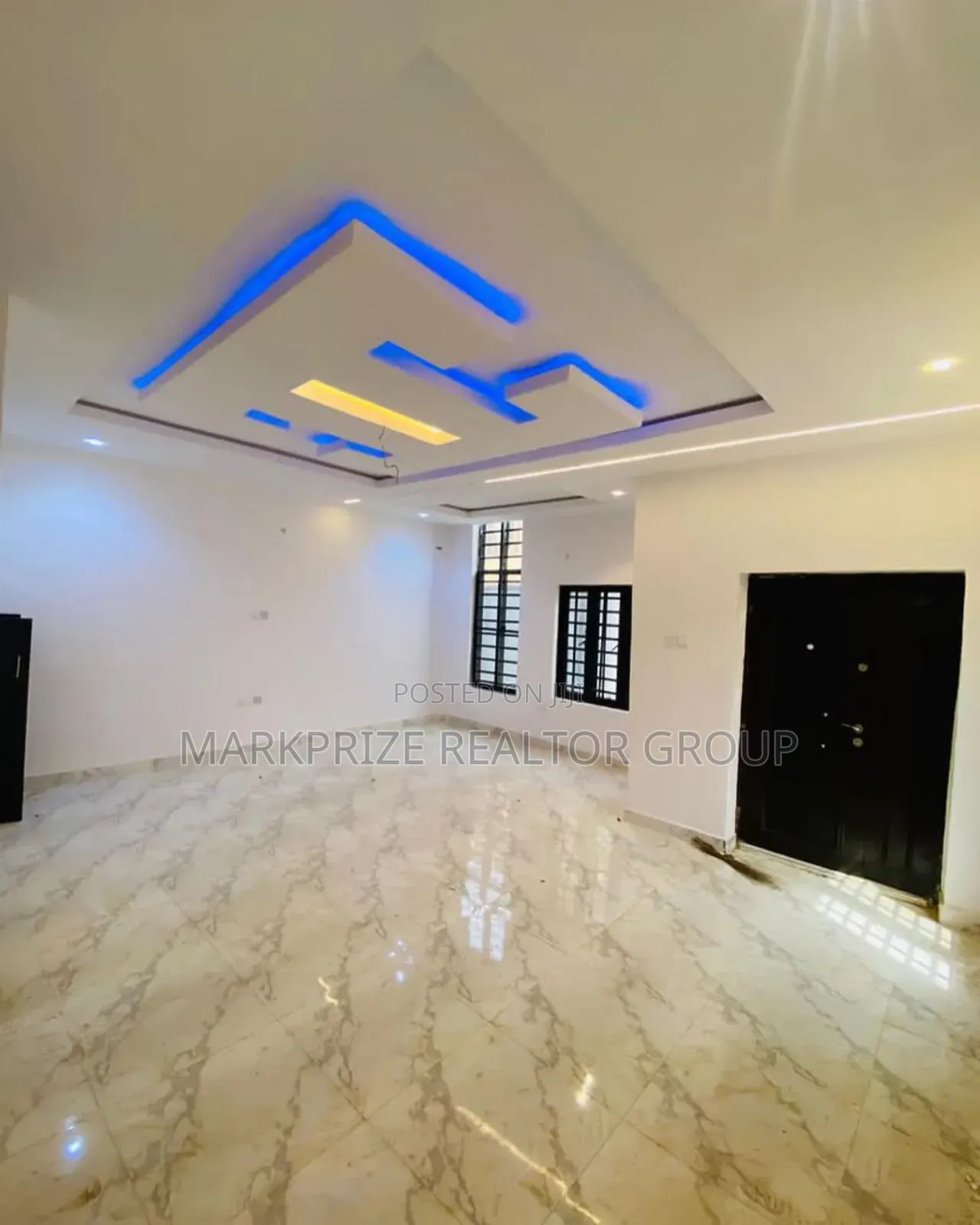 4bdrm Duplex in Akobo for sale