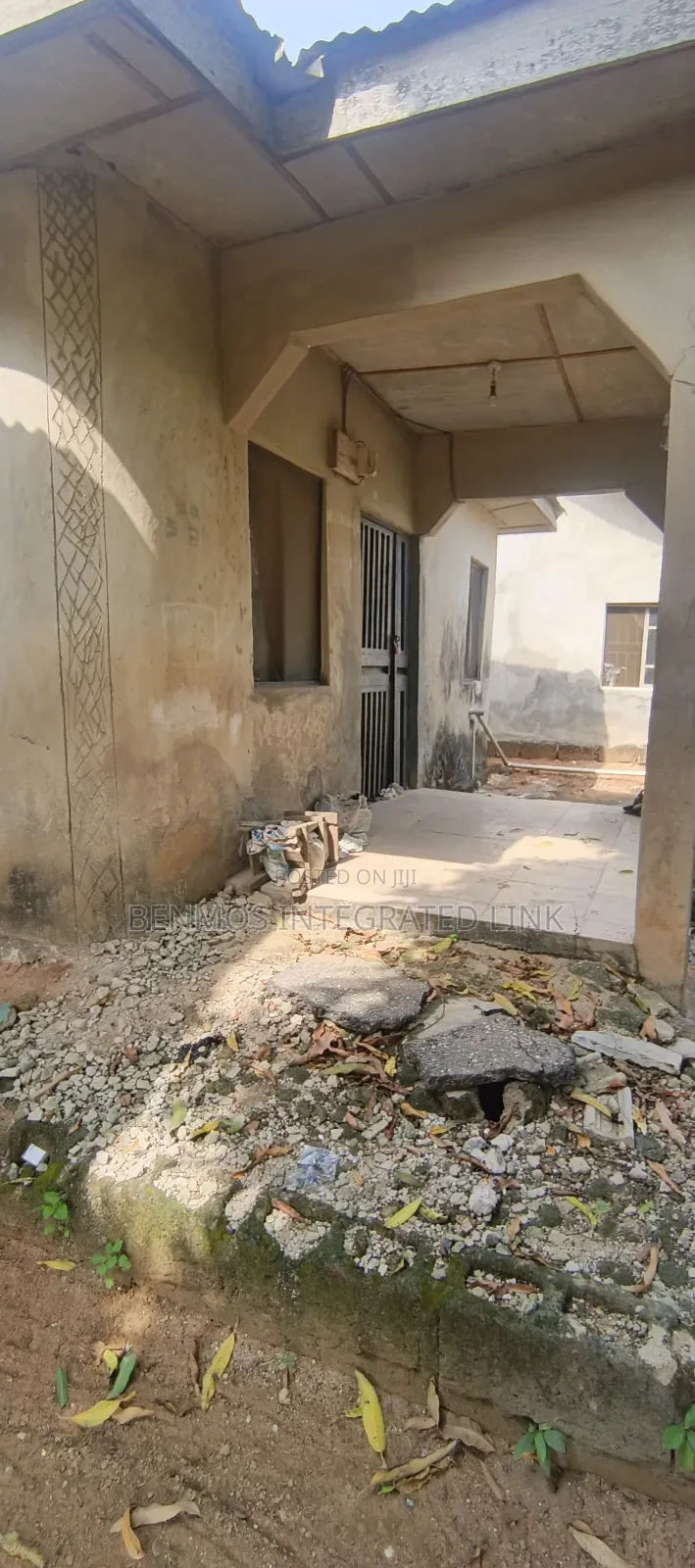 5bdrm House in Offin, Ikorodu for sale