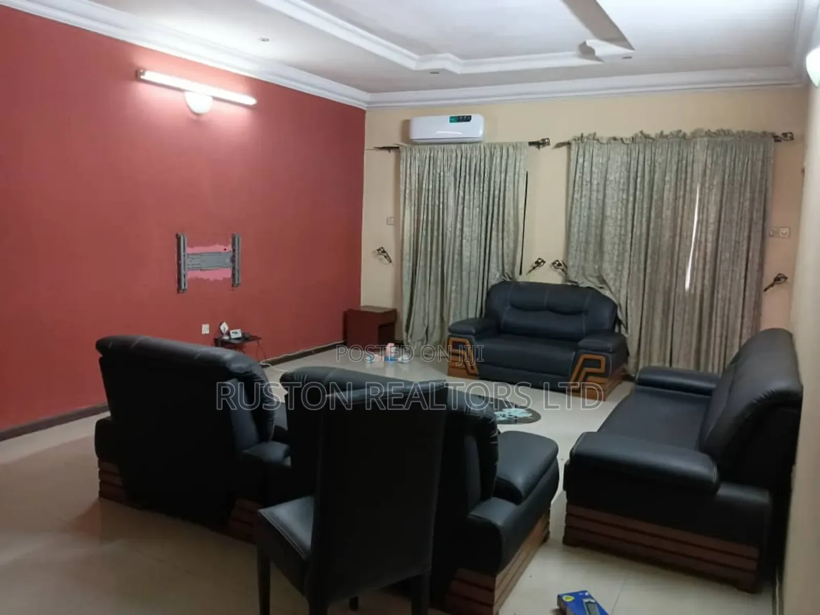 Furnished 3bdrm Apartment in Dugbe (Onireke) for rent