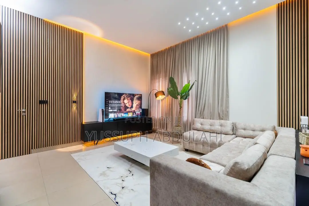1 Bedroom Lekki Phase1