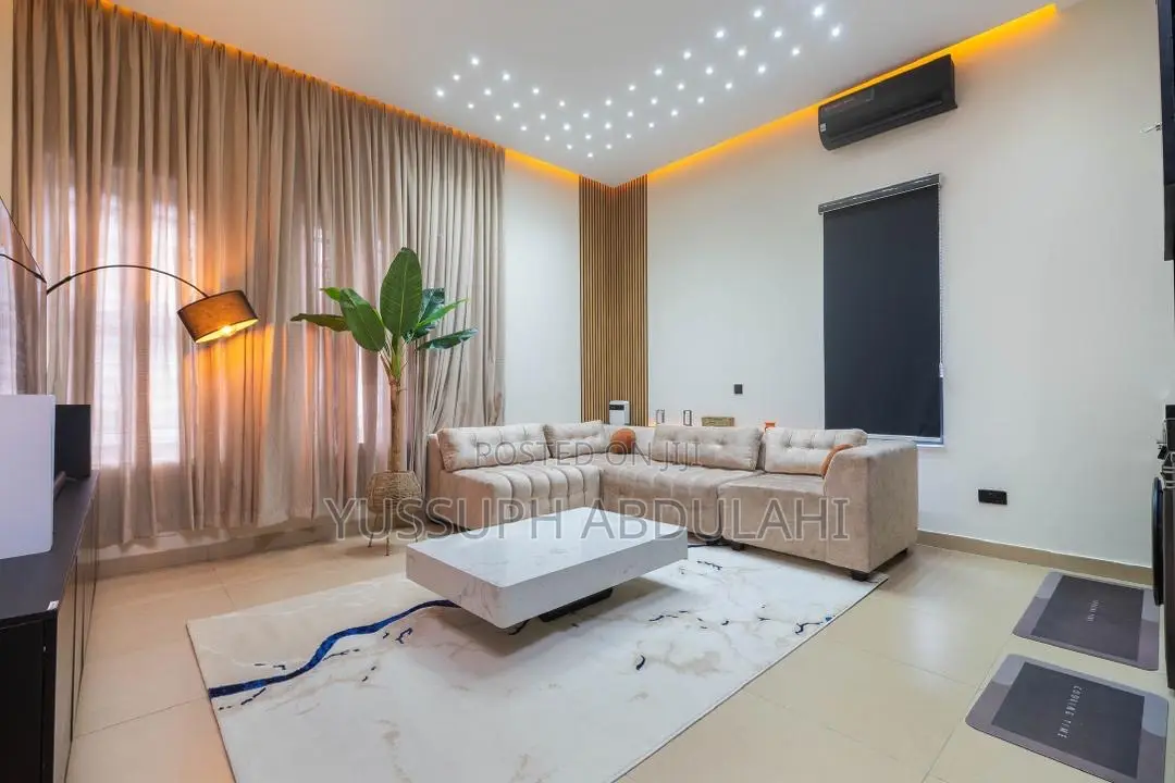 1 Bedroom Lekki Phase1