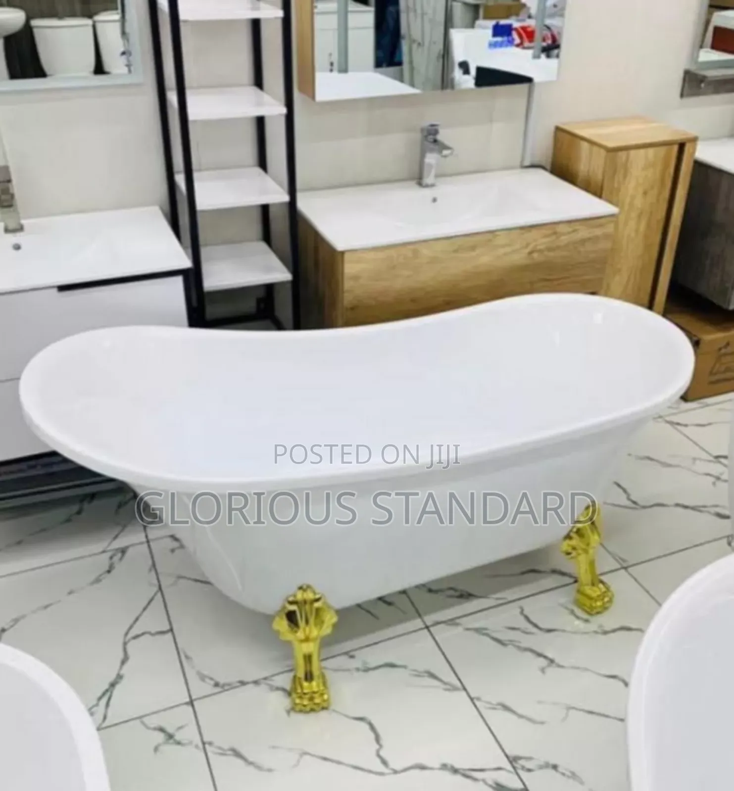 Animal Leg White Bathtub