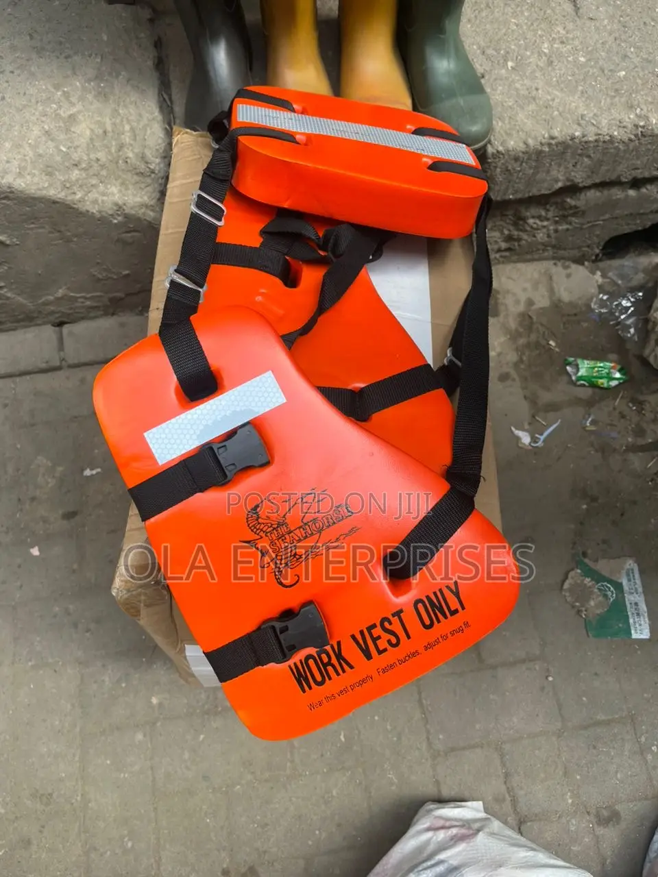 Life Vest / Buoyancy Aid