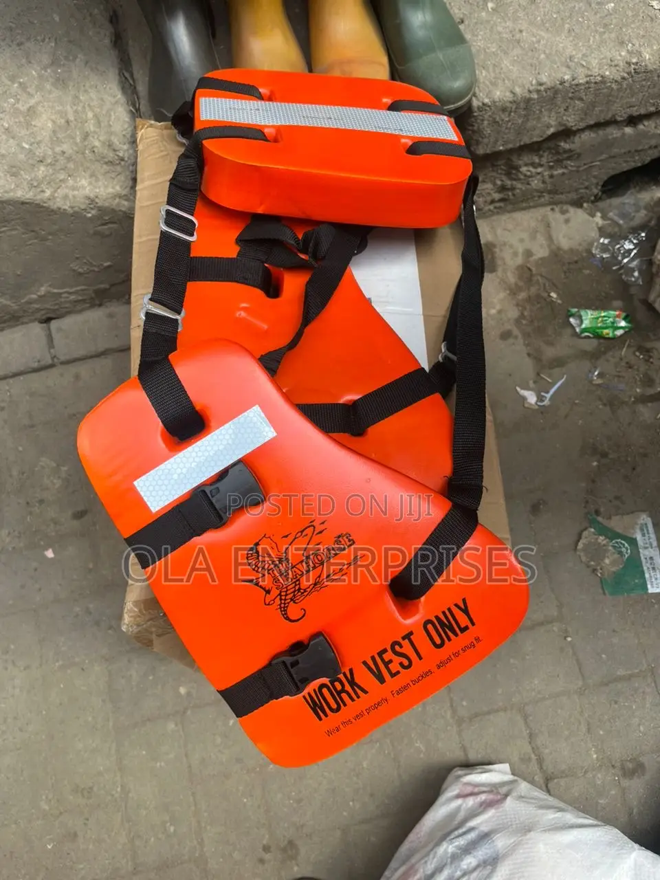 Life Vest / Buoyancy Aid