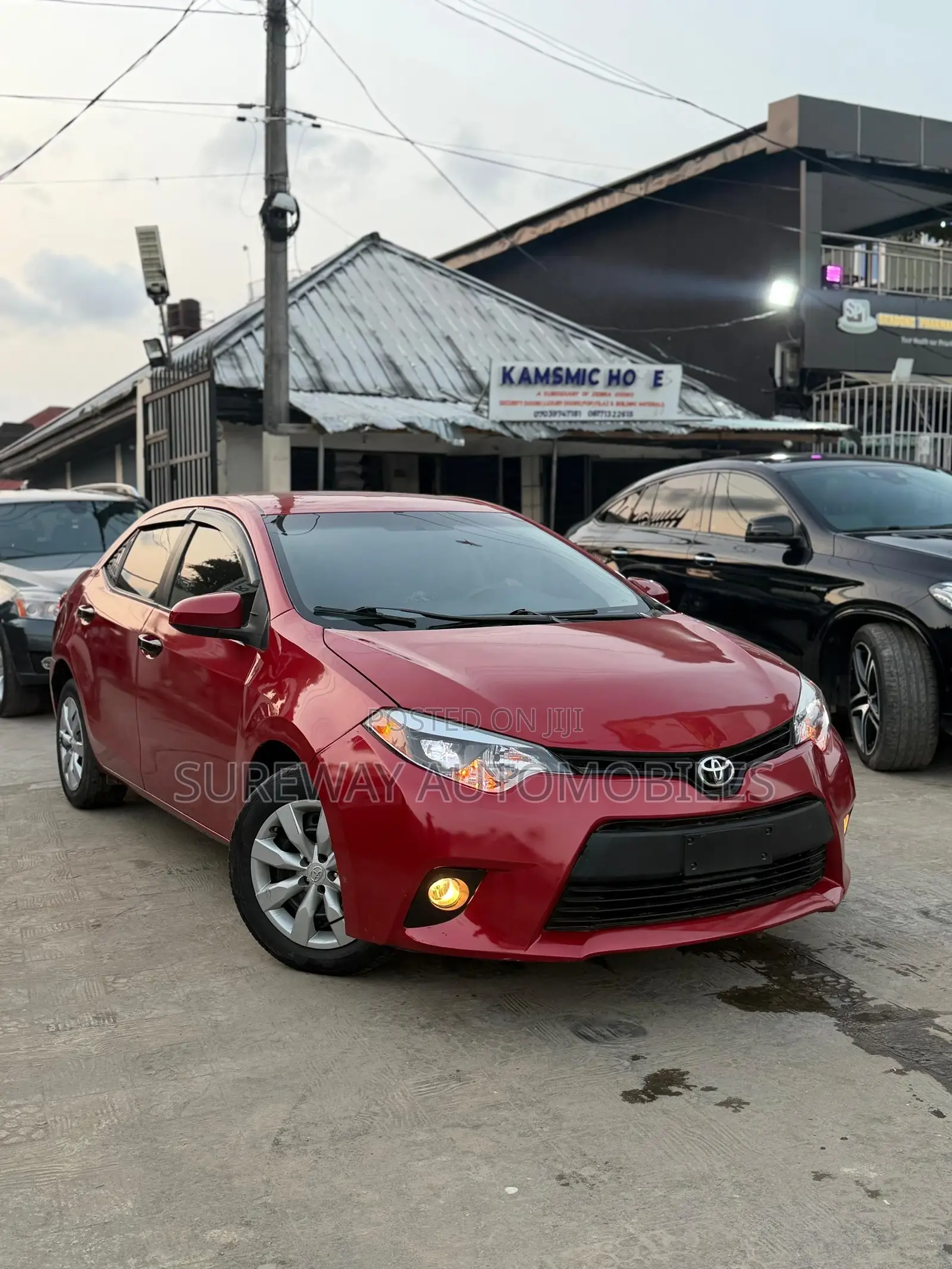 Toyota Camry LE 4dr Sedan (2.5L 4cyl 6A) 2016 Red