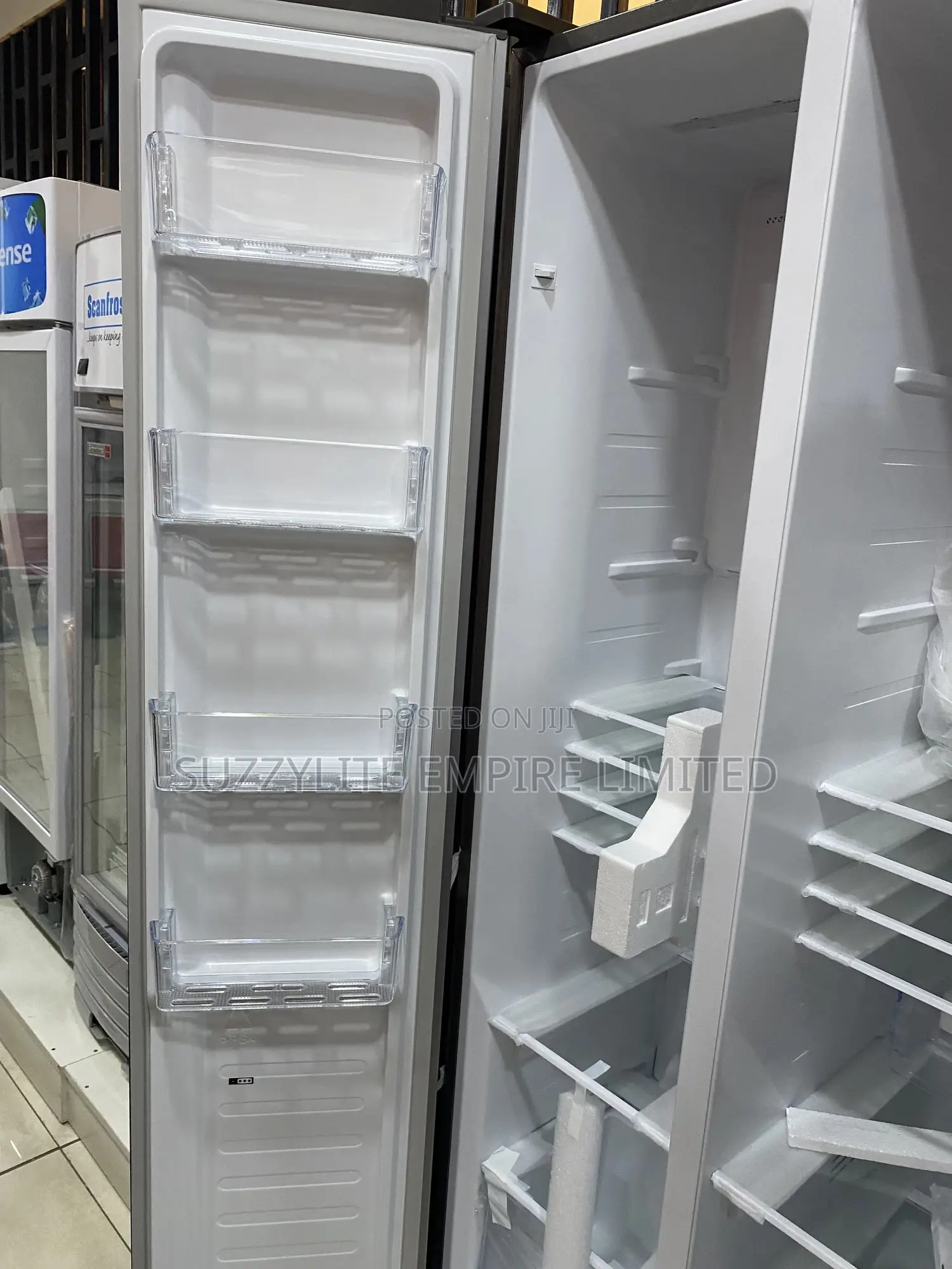 Hisense Side By Side Refrigerator Model: Ref67wsi 516 Liter